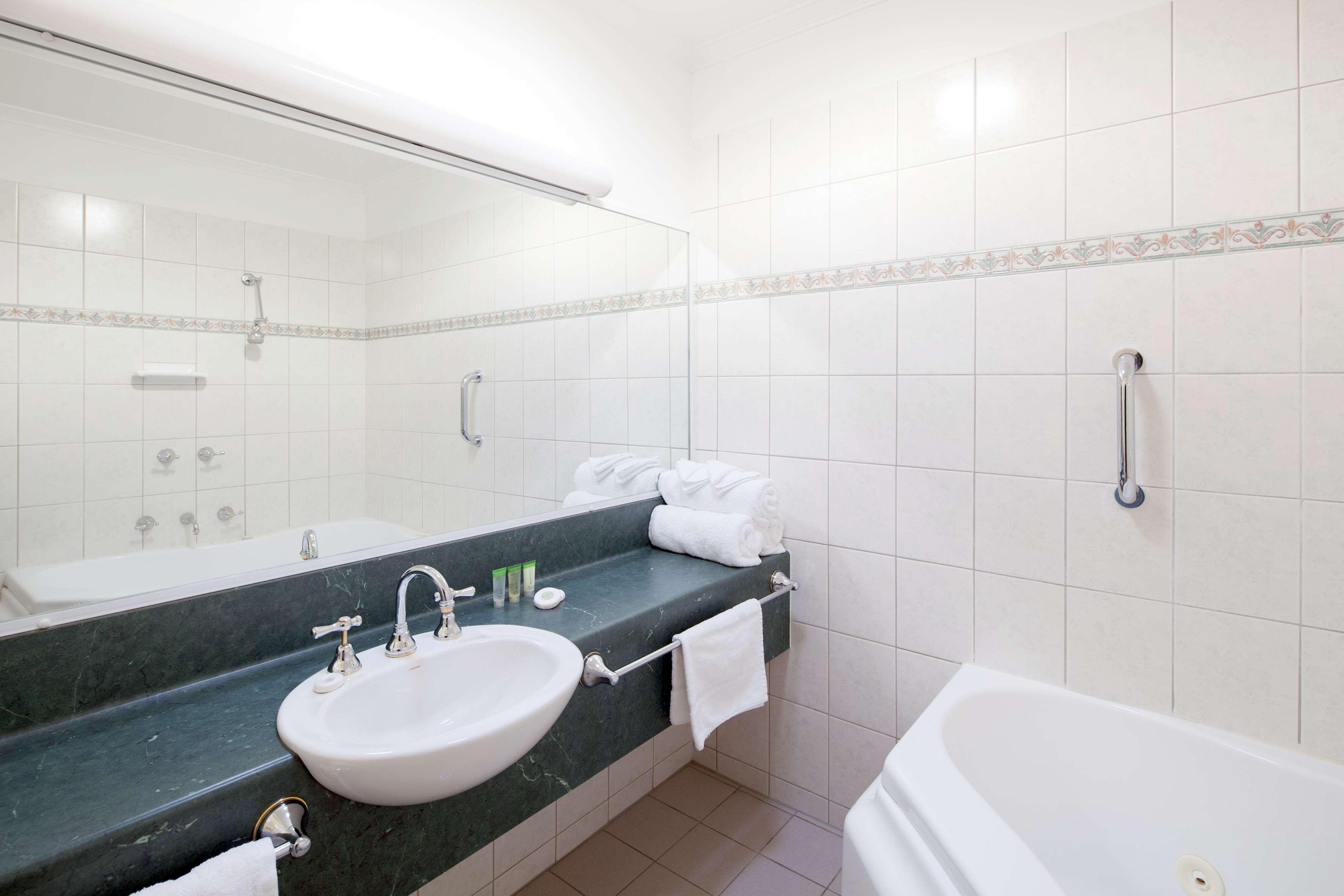Best Western Crystal Inn Μπέντιγκο Εξωτερικό φωτογραφία